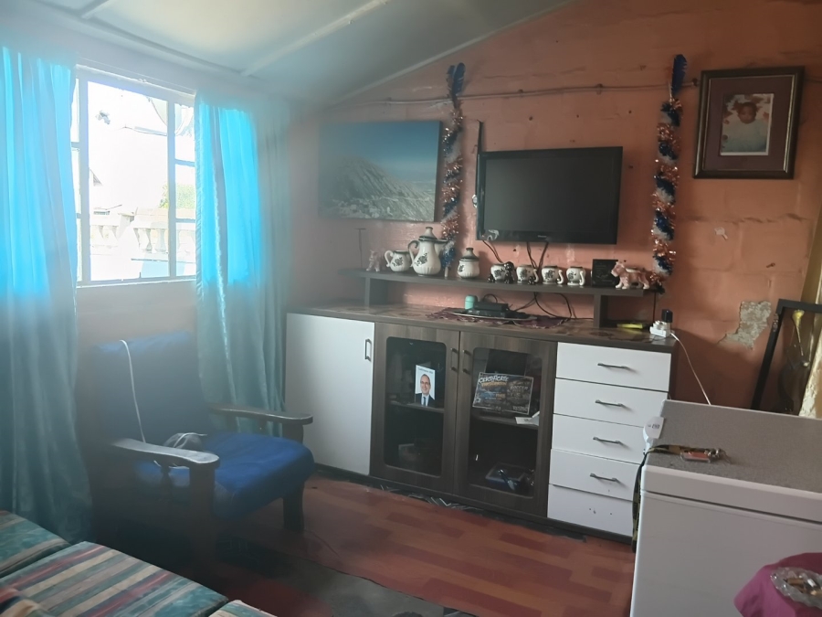 5 Bedroom Property for Sale in Bishop Lavis Western Cape
